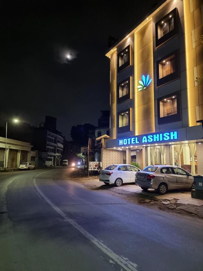 Hotel Ashish Ahmedabad Luaran gambar