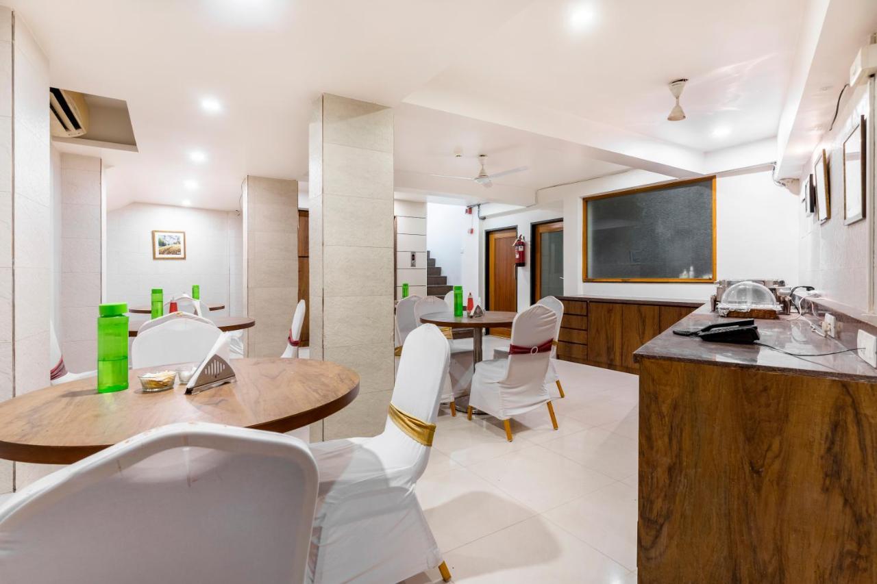 Hotel Ashish Ahmedabad Luaran gambar