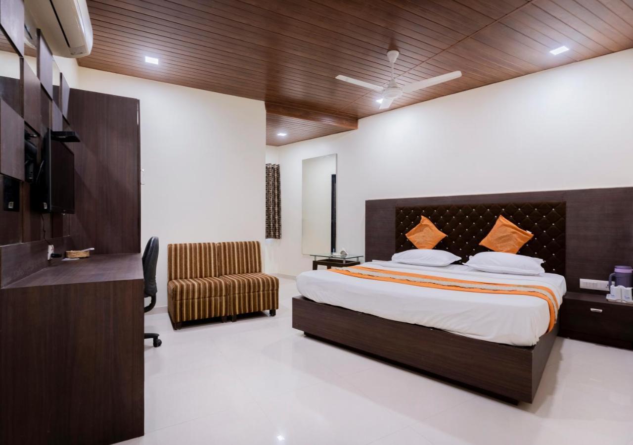 Hotel Ashish Ahmedabad Luaran gambar