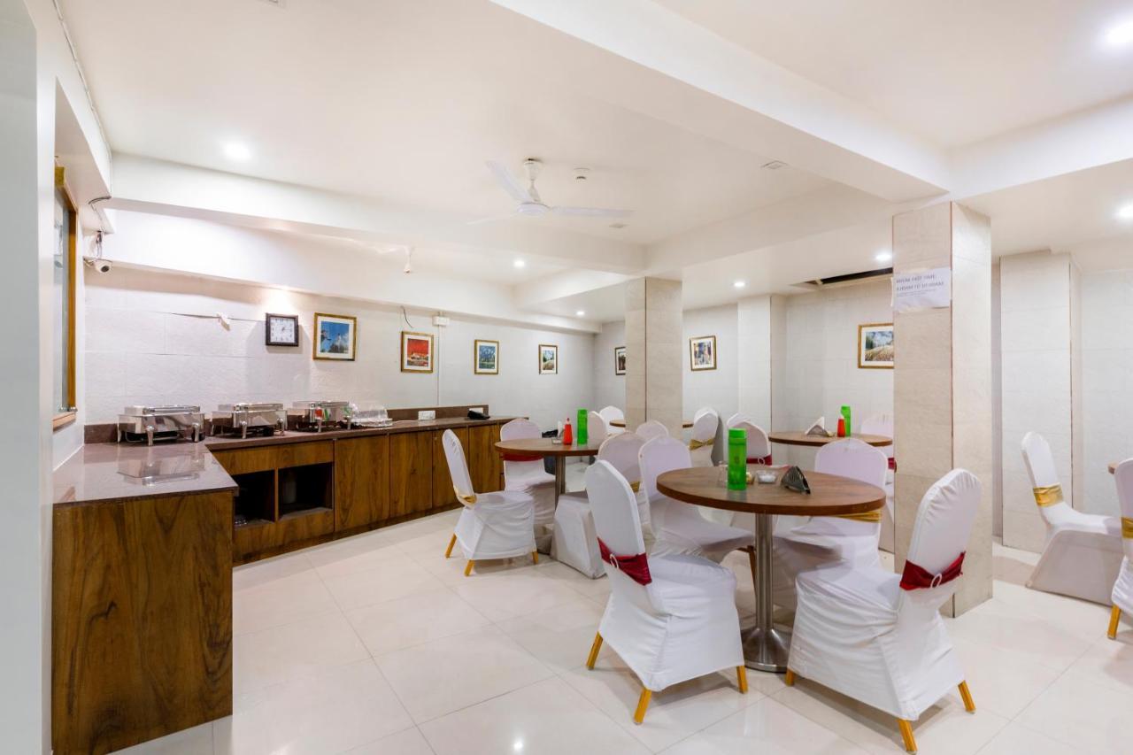 Hotel Ashish Ahmedabad Luaran gambar
