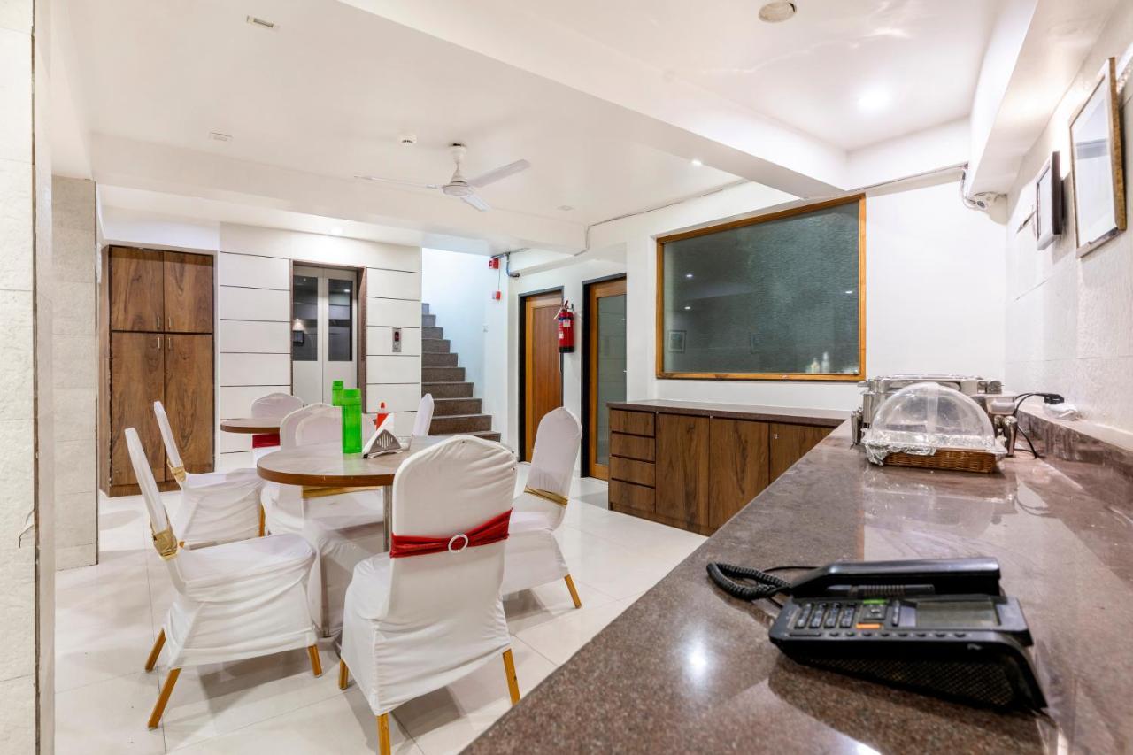 Hotel Ashish Ahmedabad Luaran gambar