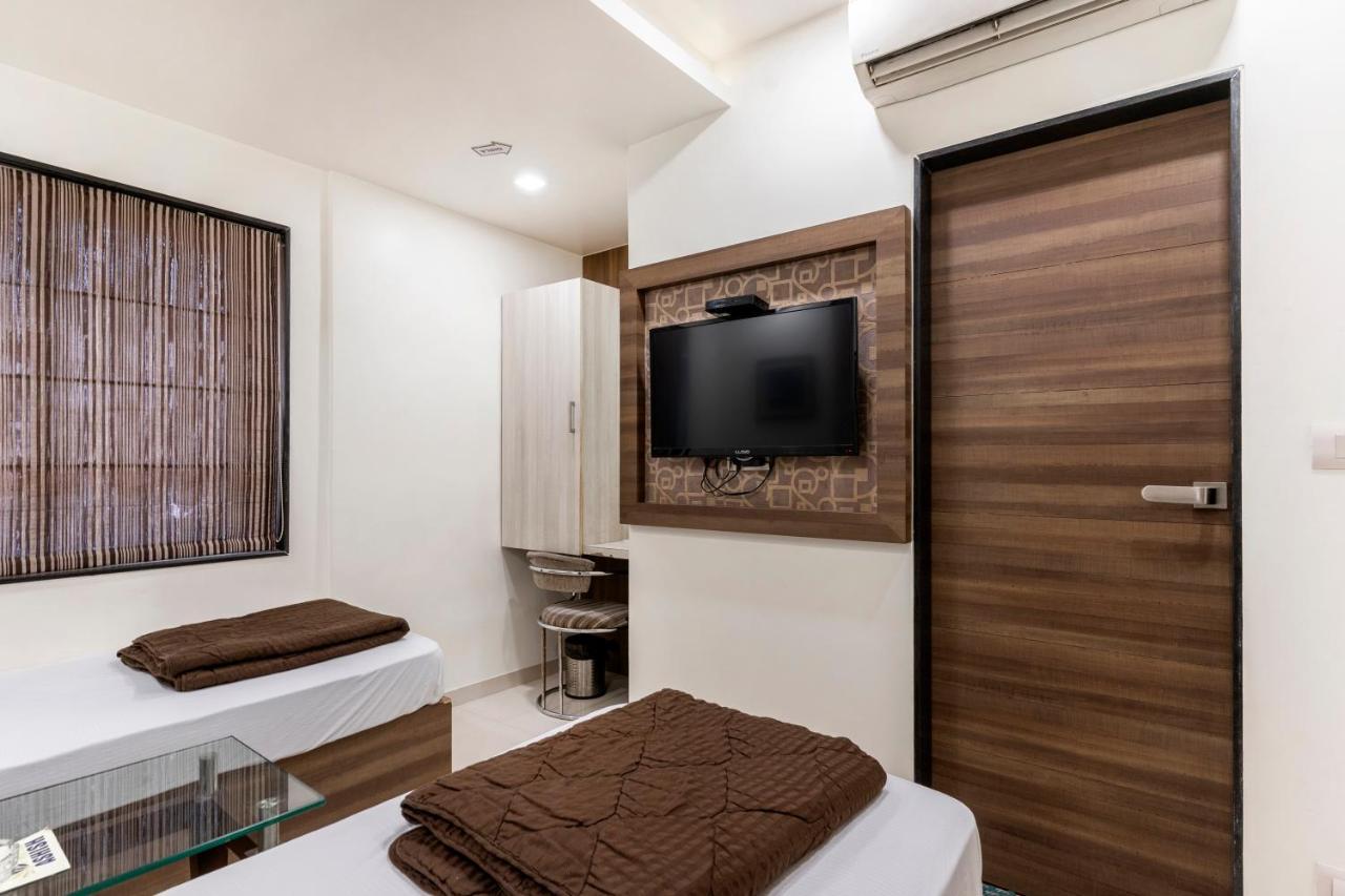 Hotel Ashish Ahmedabad Luaran gambar