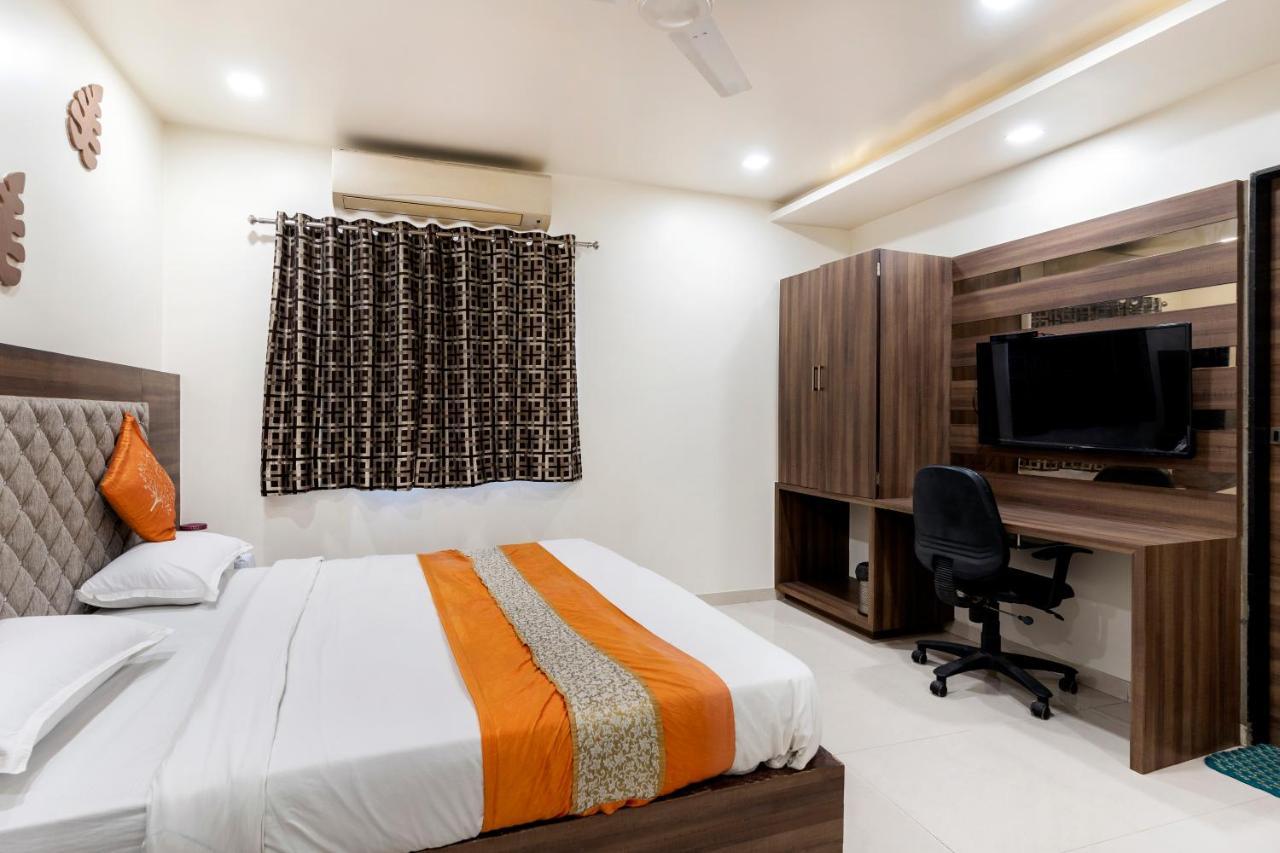 Hotel Ashish Ahmedabad Luaran gambar