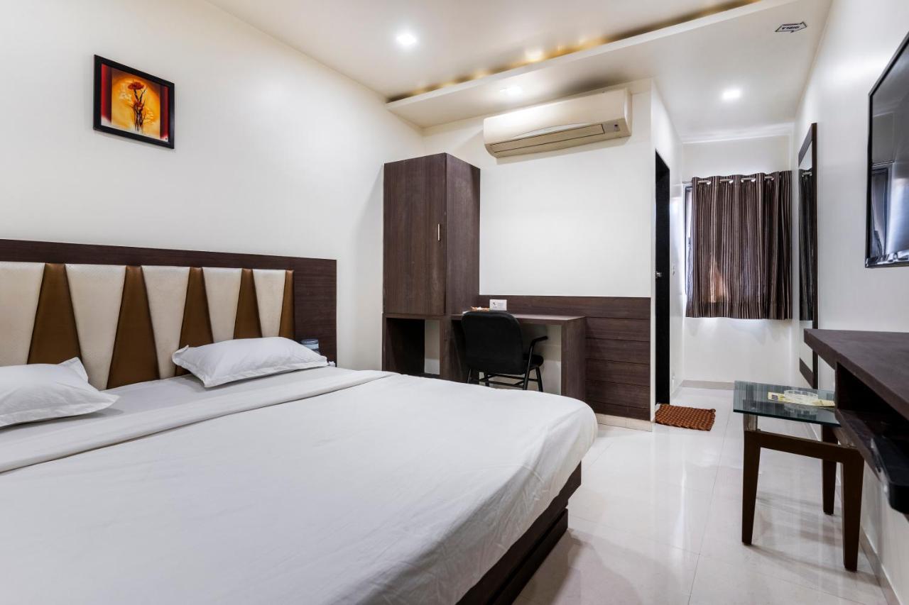 Hotel Ashish Ahmedabad Luaran gambar