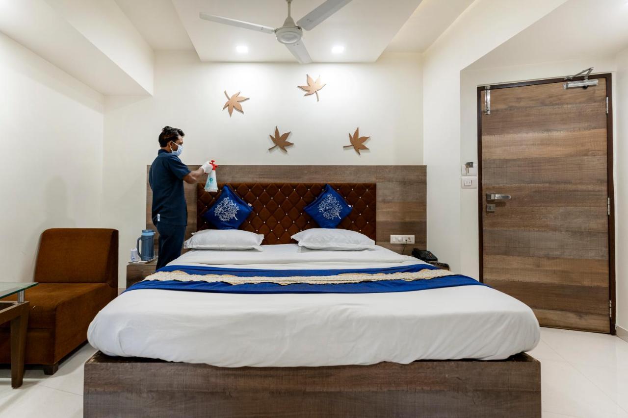Hotel Ashish Ahmedabad Luaran gambar