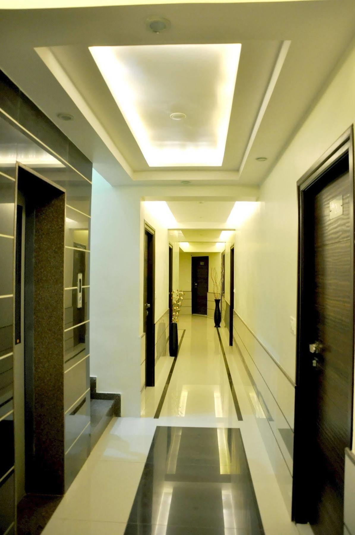 Hotel Ashish Ahmedabad Luaran gambar